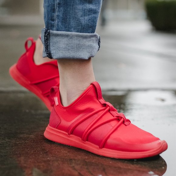 SKYE Footwear: The Rbutus EL Unisex Sneakers - Picture 3 of 3